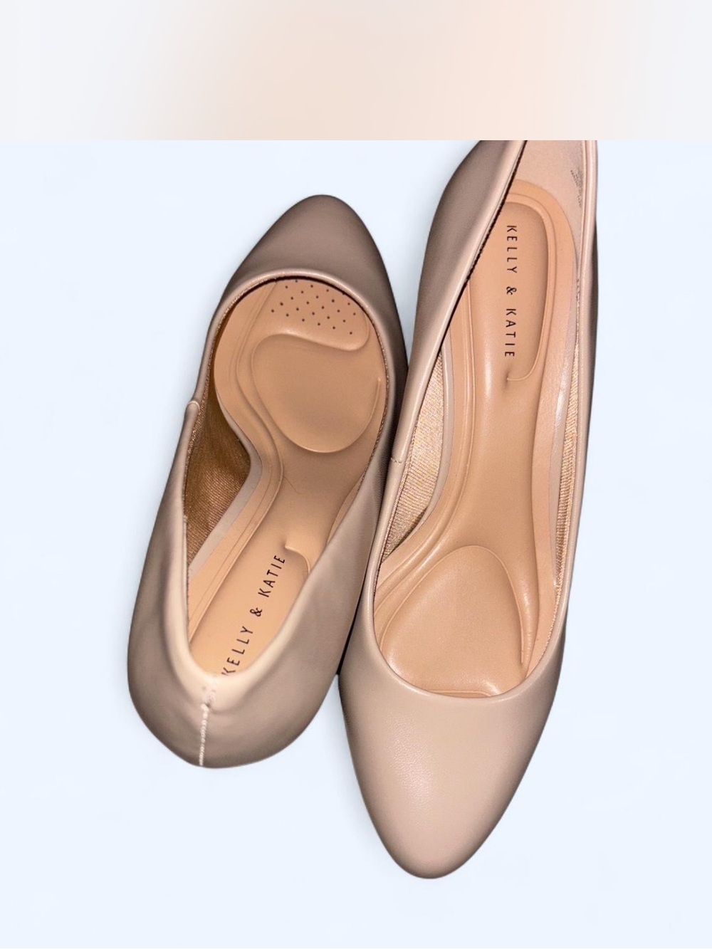 Kelly & Katie Women's Nude Pointed-Toe heels